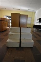 2- Sets Wooden Steps