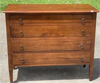 BEAUTIFUL VINTAGE/ANTIQUE FOUR DRAWER MAPLE CHEST