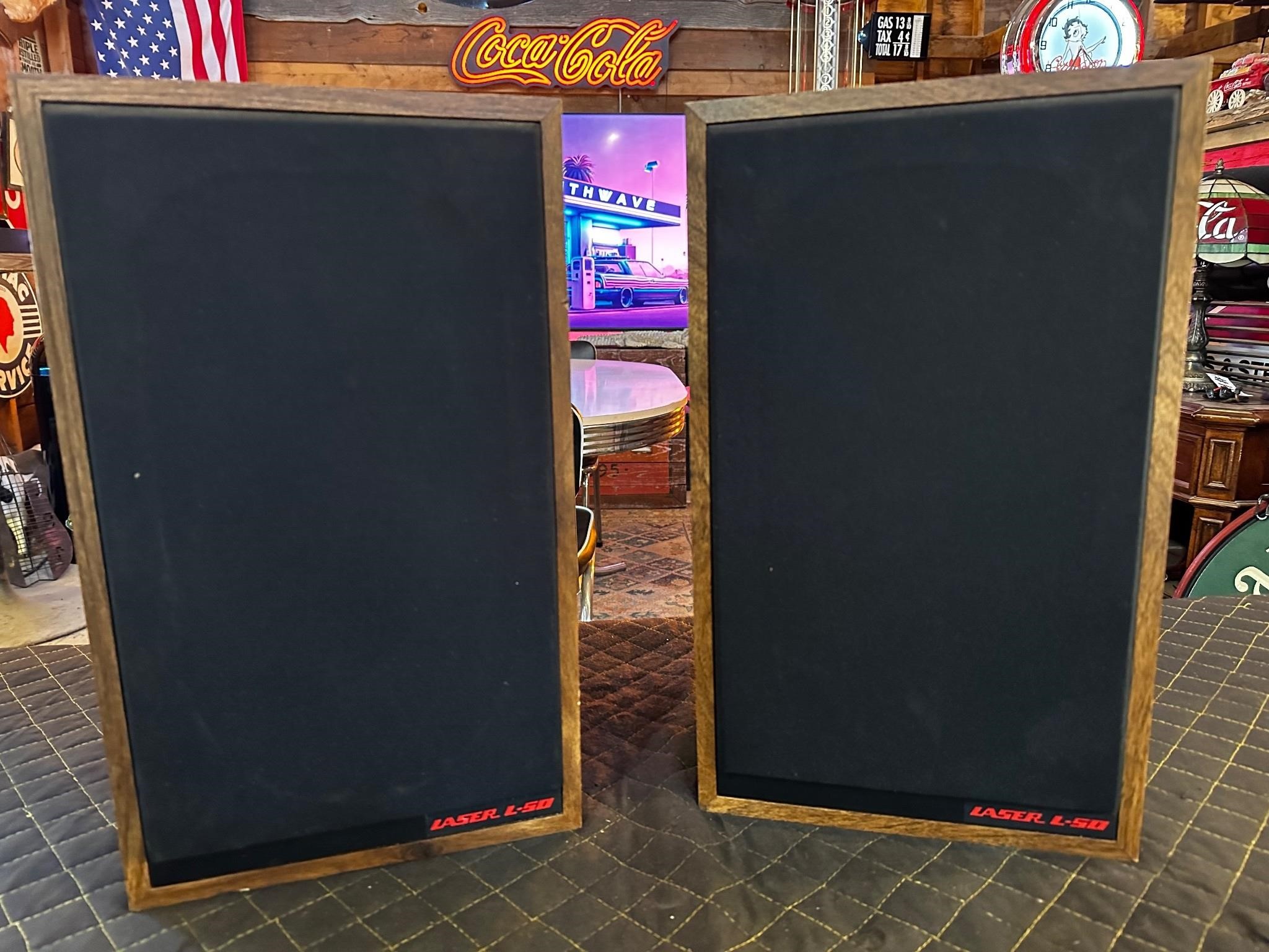 Pair of Laser L-50 2-Way Speakers