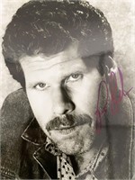 Hellboy Ron Perlman signed photo