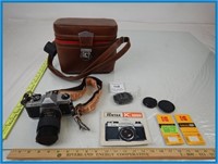 PENTAX K1000 35MM CAMERA AND CASE