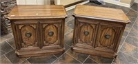 Late 20th Century Traditional Oak Nightstands