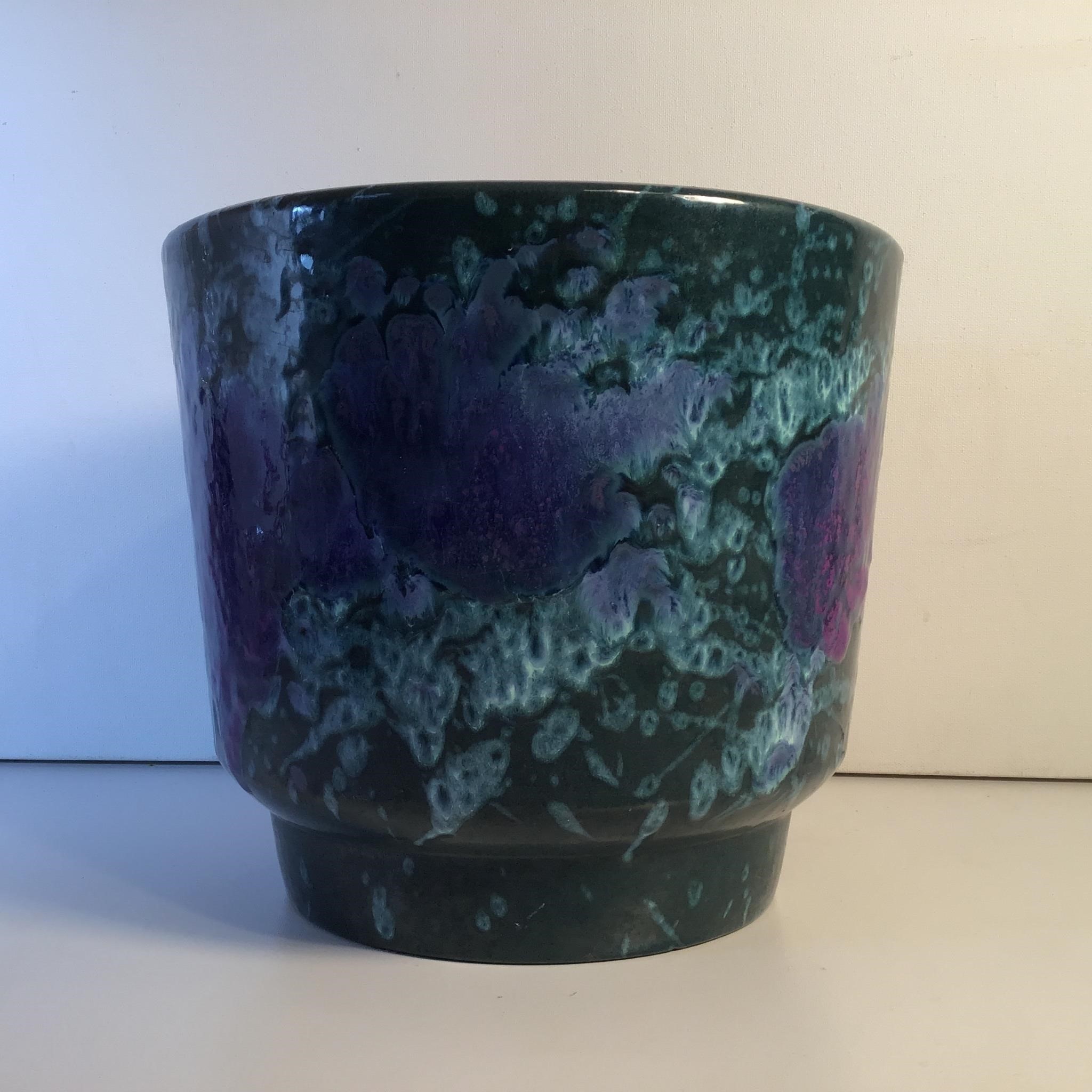 VINTAGE CERAMIC PLANTER