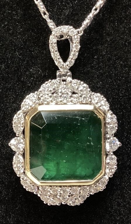 18KT TWO TONE GOLD EMERALD & DIAMOND PENDANT,