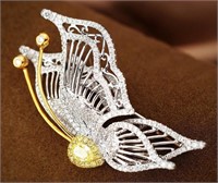 Natural Yellow Diamond 18Kt Gold Brooch