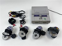 Super NES Nintendo Console SNS-001 & Controllers