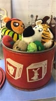 Old toy box w toys