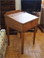 Early lift-top pine student desk with fitted