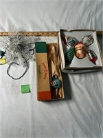 VTG Lot of Christmas Tree Toppers and Ornaments