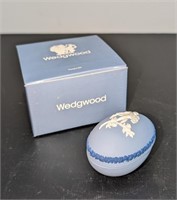 Wedgwood Blue Jasperware Trink Box Cherub