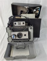 Vintage Polaroid 320 w/ case & accessories