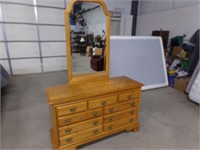 7-drawer dresser with mirror