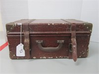 OLD SMALL TRUNK WITH MUSIC SCORES