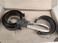 Piston ring compressor pliers with 6 piston ring