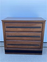 Chest Of Drawers 31.5"x34"x19"