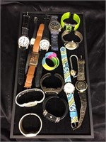 WATCHES MISCELLANY / JEWELRY LOT