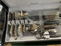 SILVERWARE & BOTTLE OPENING SET