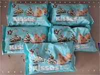(5) Hershey Kisses Sugar Cookie