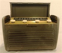 1940's GE radio.