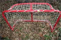 Small Canada Hockey Net