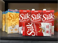 NEW Lot of Silk Oat and Soya Beverage- 7pk
