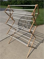 Folding drying rack