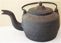 Cast Iron Kettle - 12" x 8"