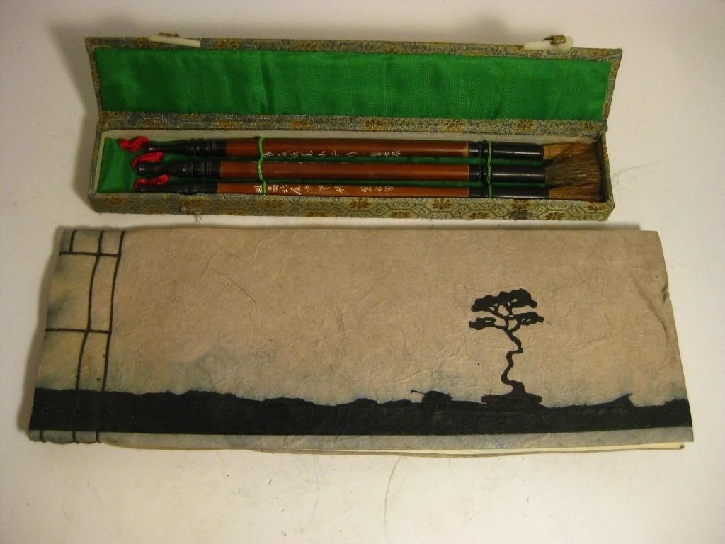 TRADITIONAL VINTAGE JAPANESE CALLIGRAPHY ITEMS.