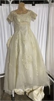 (N) Vintage Wedding Dress