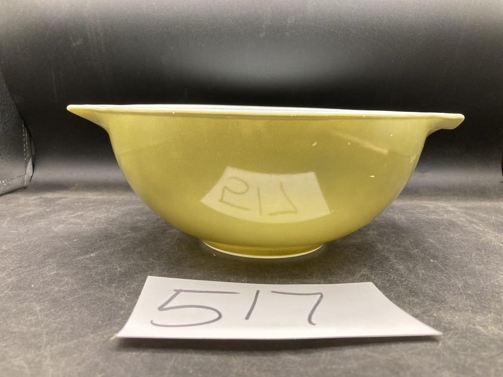 Vintage Pyrex Verde 443 Cinderella Bowl