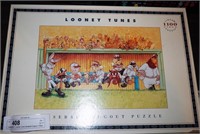 Looney Tunes Baseball Dugout 1100pc Jigsaw Puzzle