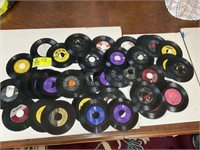 GROUP OF 45s INCLUDING BREEZE BAND, COASTERS, DWAY
