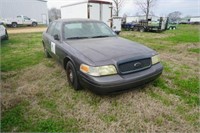 '03 Ford Crown Vic Grey Does Not Run