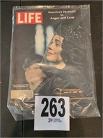 Vintage Life Magazine