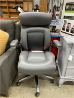 MANAGER  OFFICE CHAIR  MSRP $295.00  WELLNESS BY