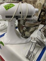 Kitchenaid Classic Mixer, Proctor Silex Hand