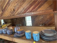 Set of six teacup, teapot, saucers, etc.