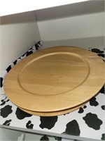 Lot of four wooden chargers, 13" diameter