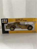 1/50 Scale Die-Cast Caterpillar 631 Tractor