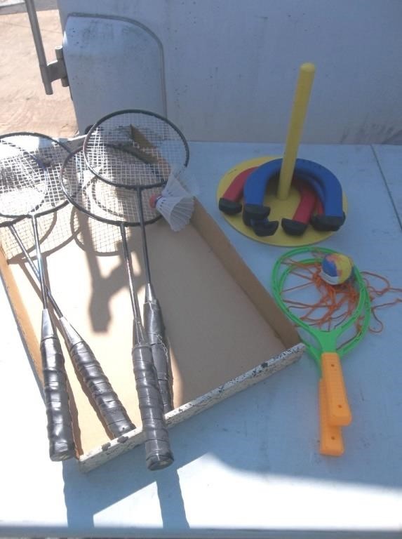 Outdoor Badminton  Rackets, Kids Horse Shoe Games+