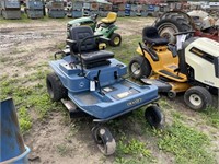 Dixon ZTR 5244 Commercial Lawn Mower