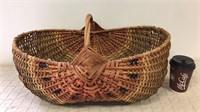 BEAUTIFULLY CRAFTED ANTIQUE BASKET