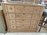 >Walnut 4 drawer dresser, 42" x 28" x 37"