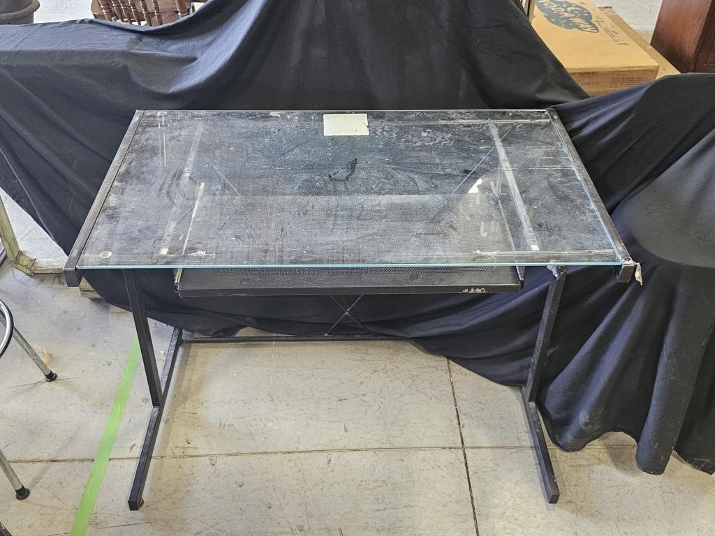 Metal & Glass Computer Desk 40"x24"x30"