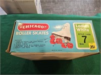Womens Size 7 Roller Skates