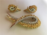 BOUCHER RHINESTONE TEXTURED BROOCH AND EARRINGS