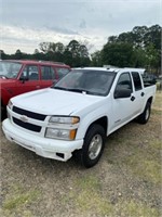 1200) '04 Chevy Colorado 273k miles, runs, drives