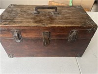 Wooden Box w Latches & brass corners 15 x 8 x 8