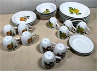 vintage Studio Nova dinnerware