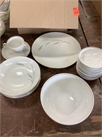 11 piece set Johann Haivland, cups, plates,